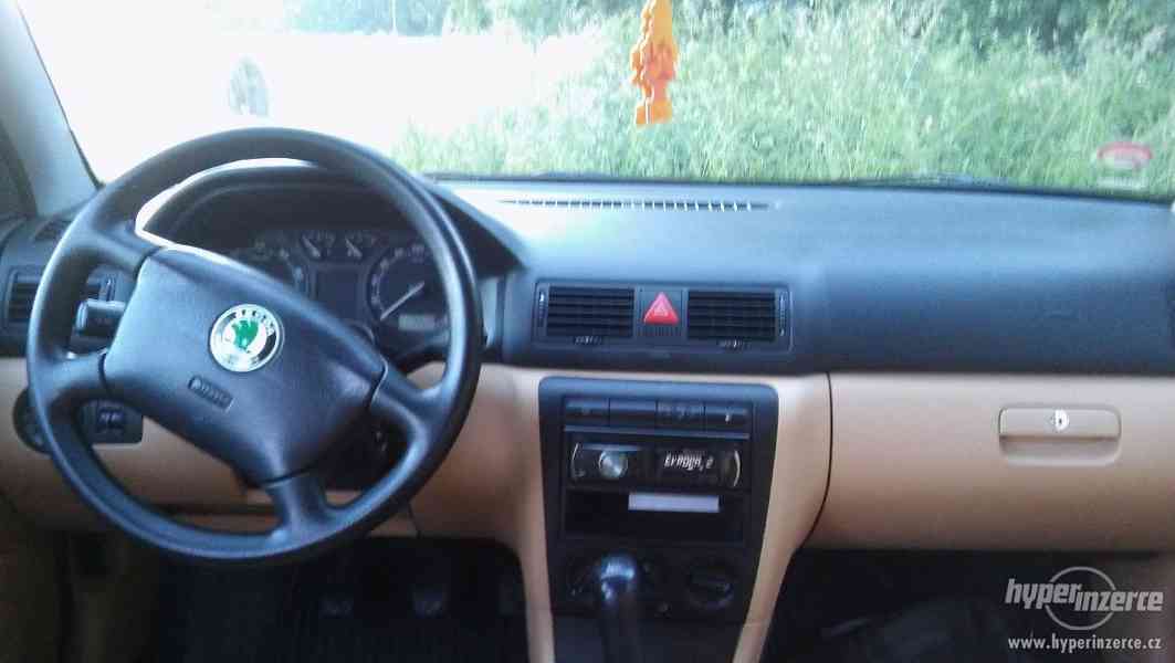 Škoda Octavia 1.8T elegance - foto 7