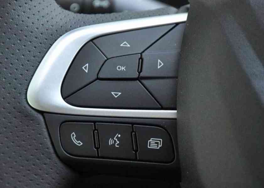 Iveco Daily 3,0D 35S18 NOVÉ nafta manuál 129 kw - foto 15