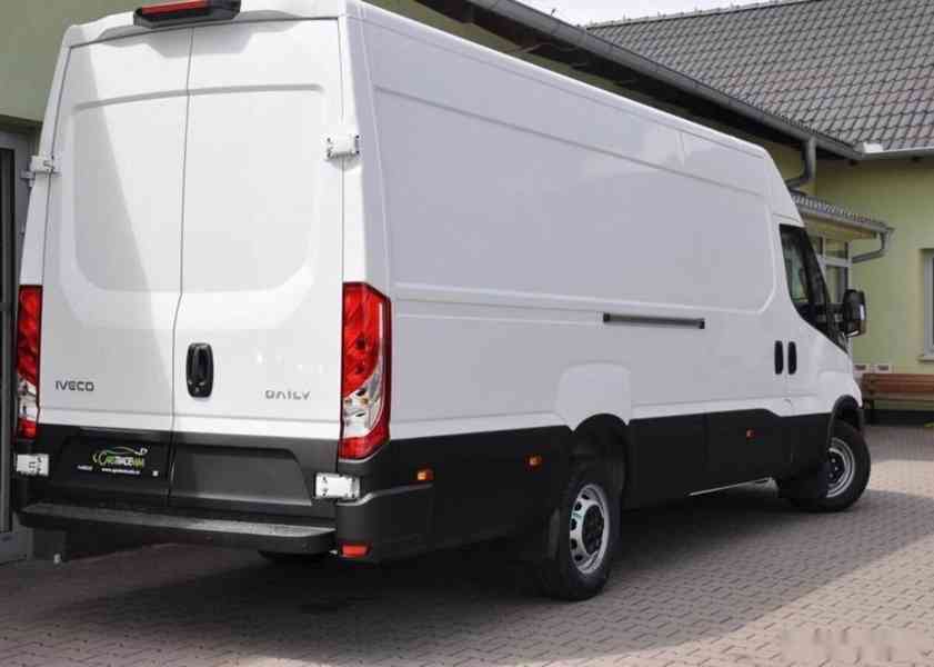 Iveco Daily 3,0D 35S18 NOVÉ nafta manuál 129 kw - foto 4