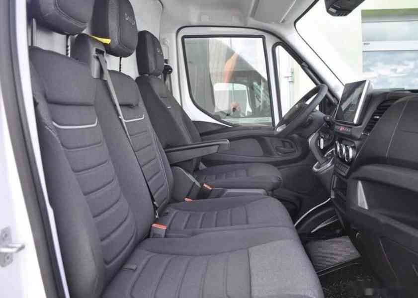 Iveco Daily 3,0D 35S18 NOVÉ nafta manuál 129 kw - foto 11