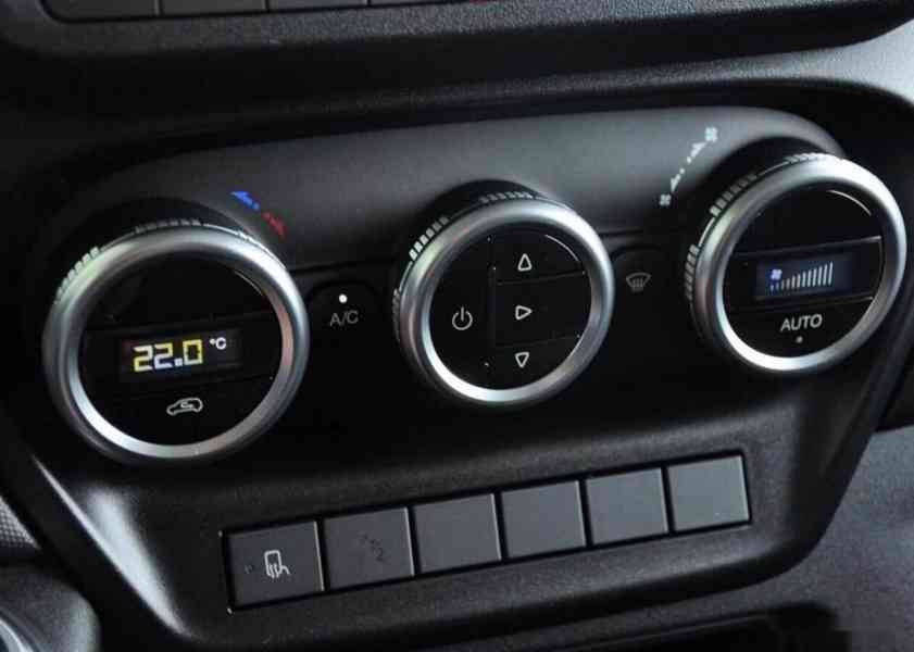 Iveco Daily 3,0D 35S18 NOVÉ nafta manuál 129 kw - foto 19
