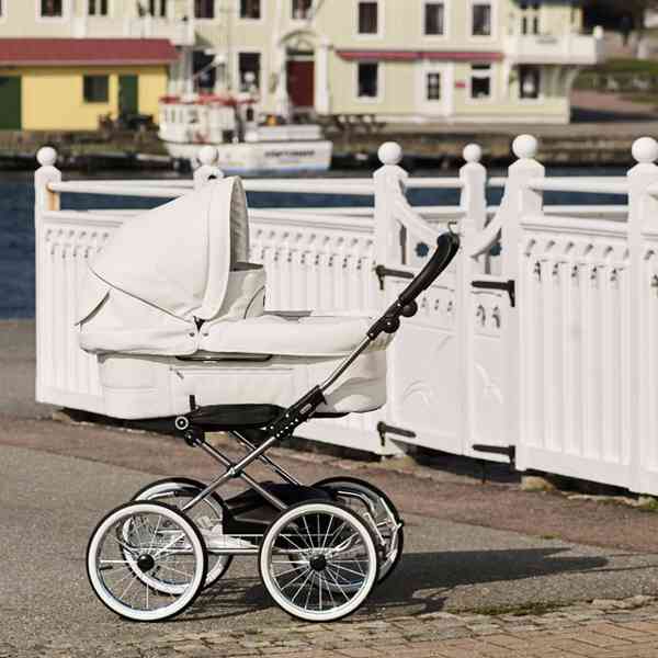 EmmalJunga Mondial De Luxe - Classic White Leatherette Pram - foto 2