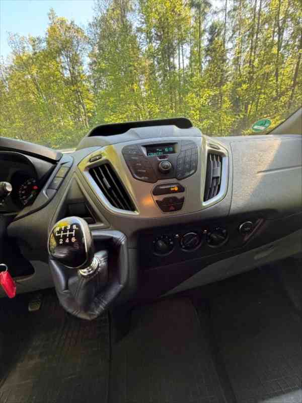 Ford Tourneo Custom 2,2 - foto 10