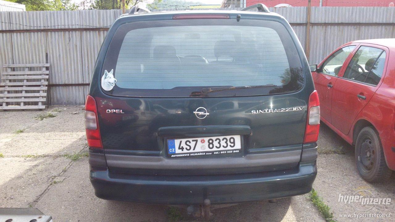 Opel Sintra 2,2i 16V - foto 1