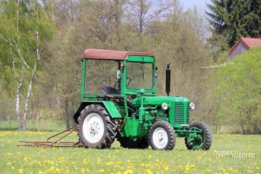 Kalendář Zetor 25 a kalendář Historické traktory Zetor - foto 9