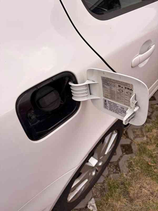 Škoda Octavia 1,4   TSI 90 kW, CZ, STK 01/2028 - foto 13