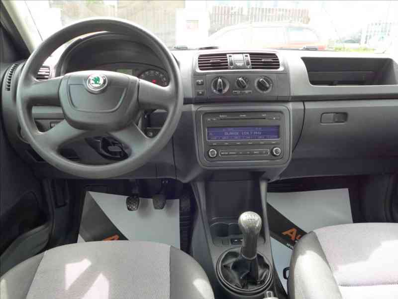 Škoda Fabia 1,2 TSI KLIMA 2X KOLA SERVIS - foto 8