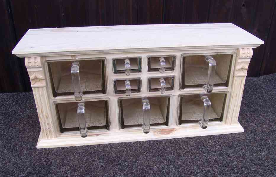 Starožitné skleněné kořenky s poličkou - foto 9