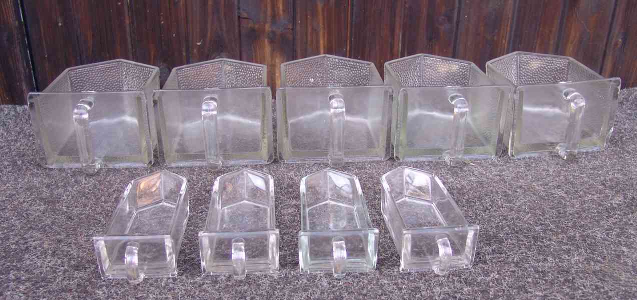 Starožitné skleněné kořenky s poličkou - foto 17