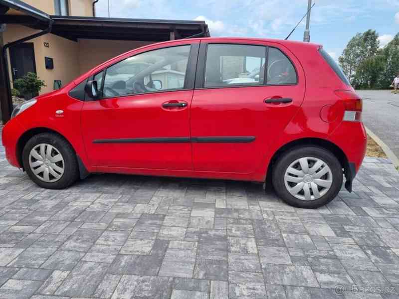 Toyota Yaris 1,0 - foto 3