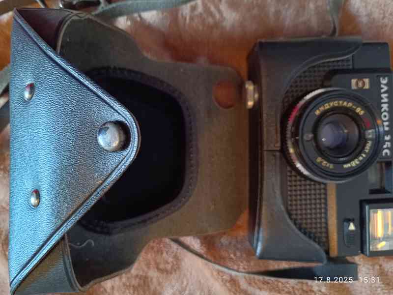 Prodám 2 ks staré FOTOAPARÁTY - foto 2