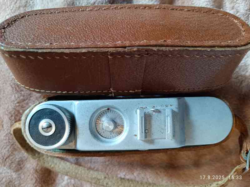 Prodám 2 ks staré FOTOAPARÁTY - foto 7