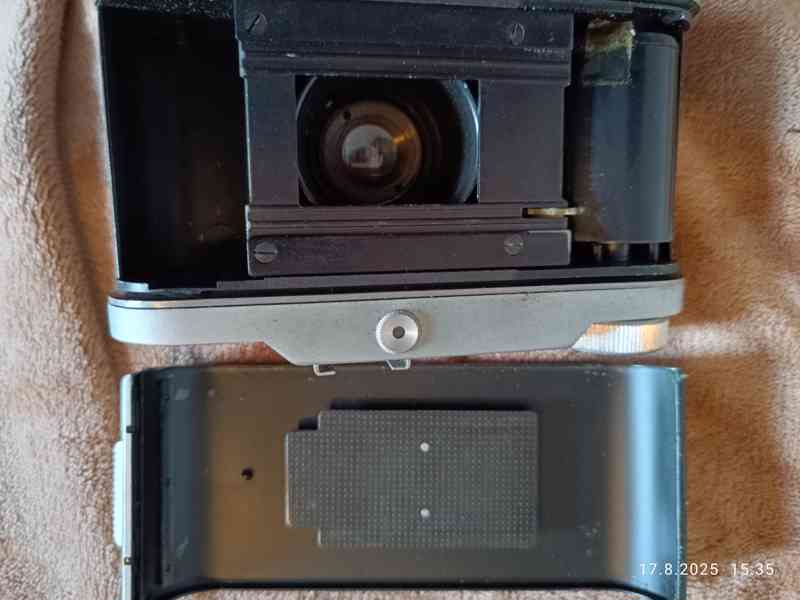 Prodám 2 ks staré FOTOAPARÁTY - foto 11