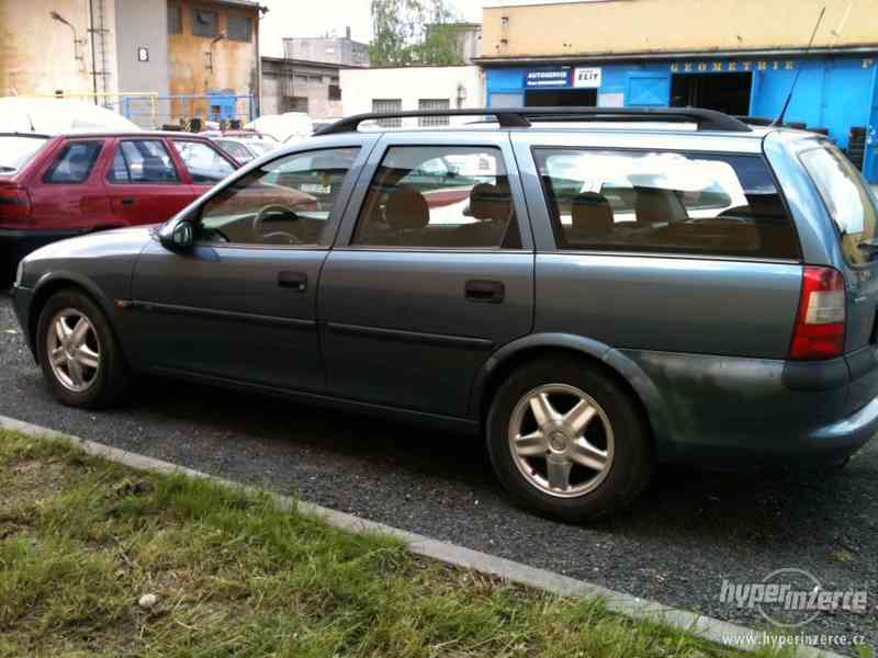 Vectra 1.6 16V(74kw) combi, r.v. 1998, 209600km, dobrý stav - foto 2