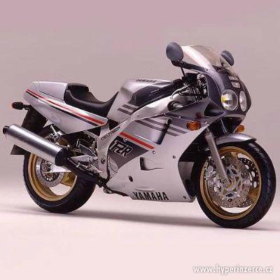 Yamaha FZR 1000 - foto 1