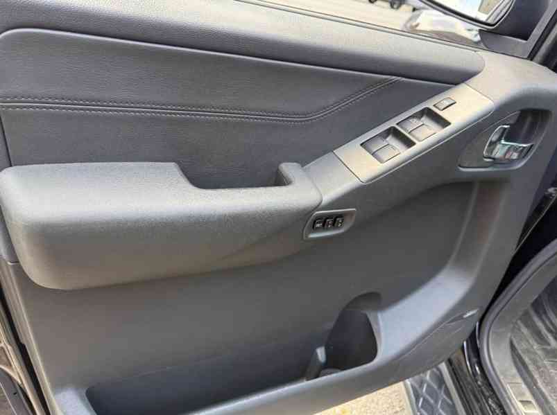 Nissan Pathfinder 2.5 dCi Comfort 126kw - foto 5