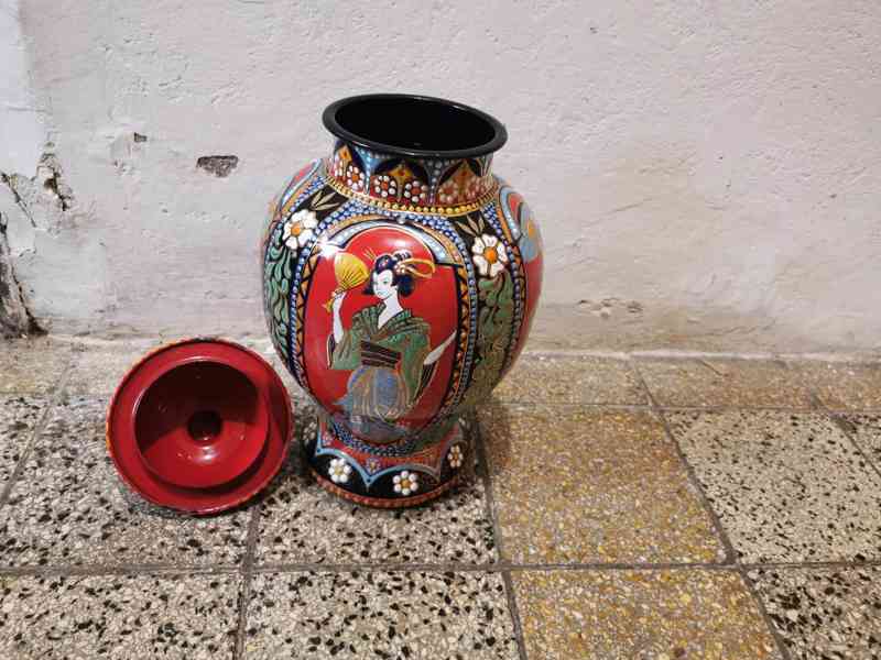 Bohatě zdobená smaltovaná Váza s Gejšami - foto 5