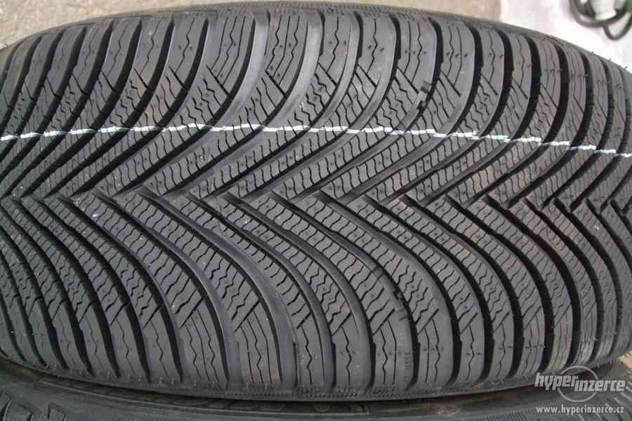 nové zimní pneu 205/55-16 Michelin Alpin 5 ZP - RUNFLAT - foto 2