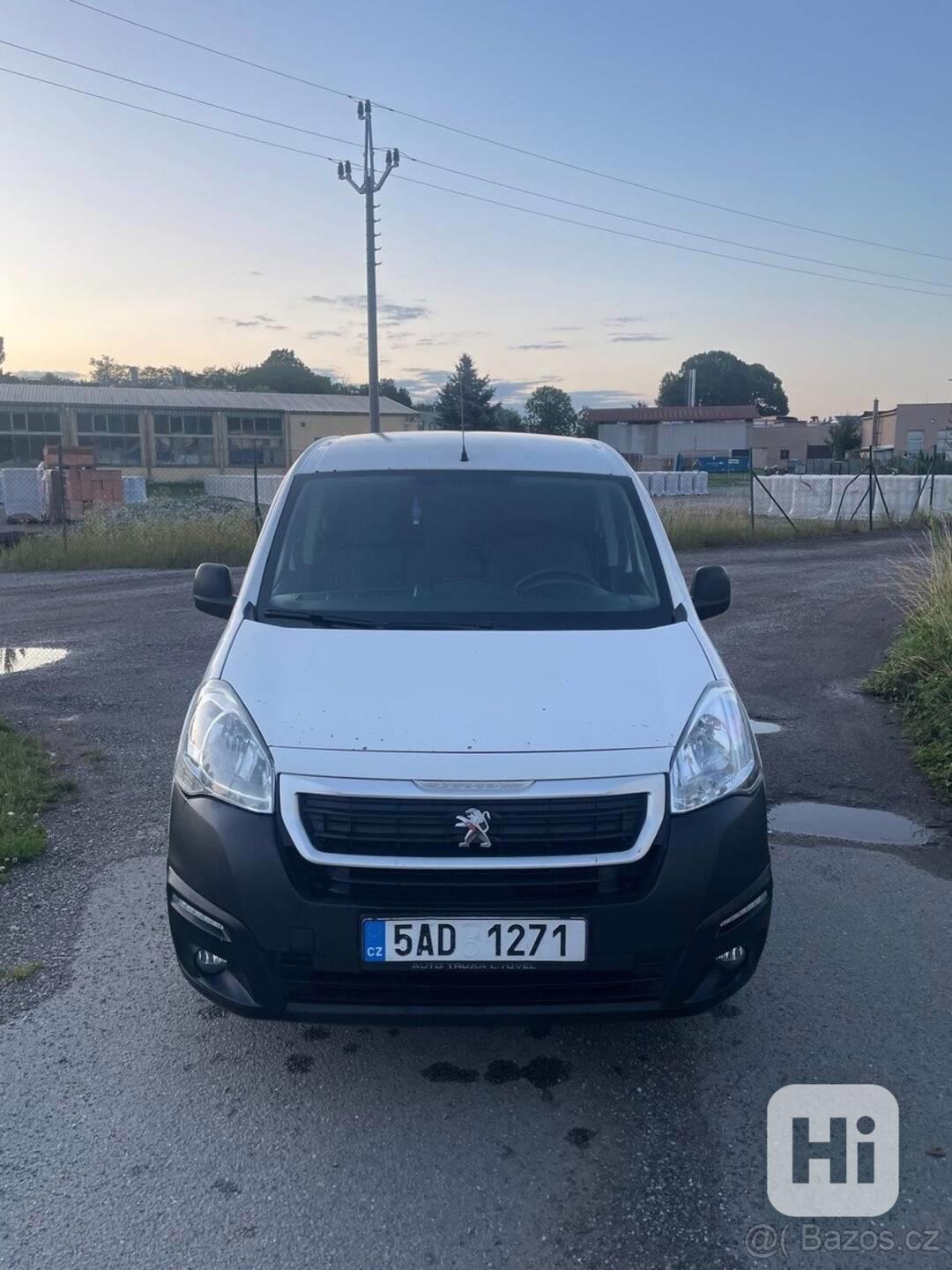 Peugeot Partner 1,6   2015 - foto 1