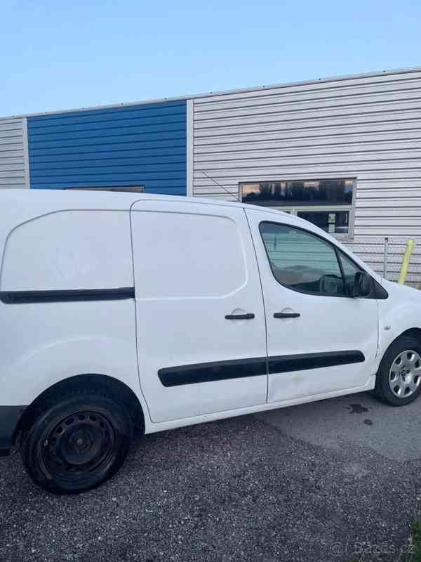 Peugeot Partner 1,6   2015 - foto 2