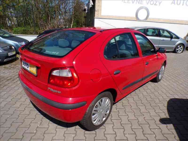Renault Megane 1,6 16V - foto 4