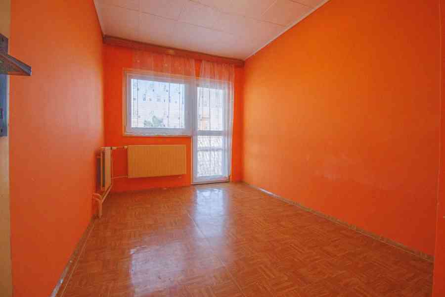 Prodej rodinného domu se zahradou a garáží v Horažďovicích - foto 16