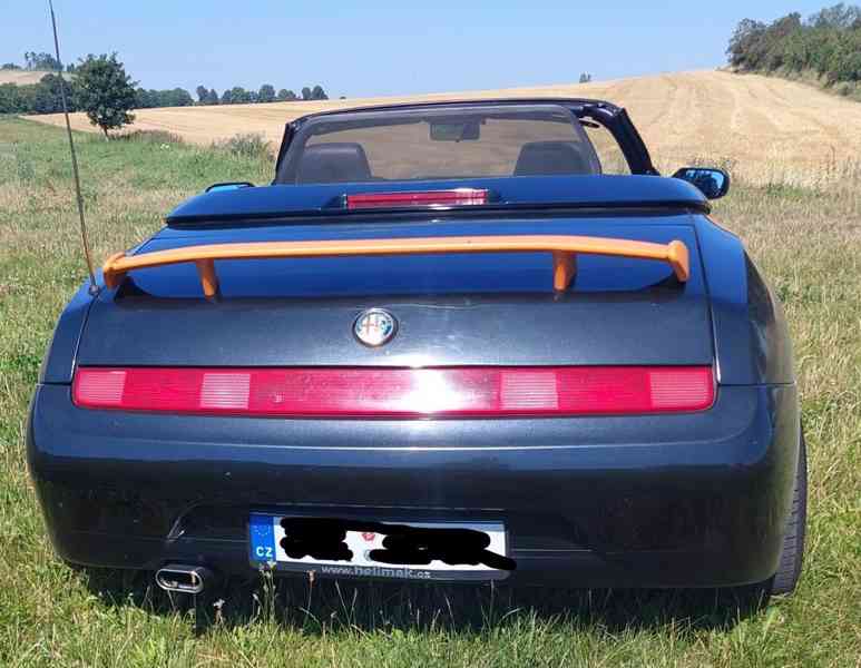 Alfa Romeo Spider 916 3.0 V6 - foto 11