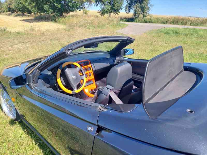 Alfa Romeo Spider 916 3.0 V6 - foto 10