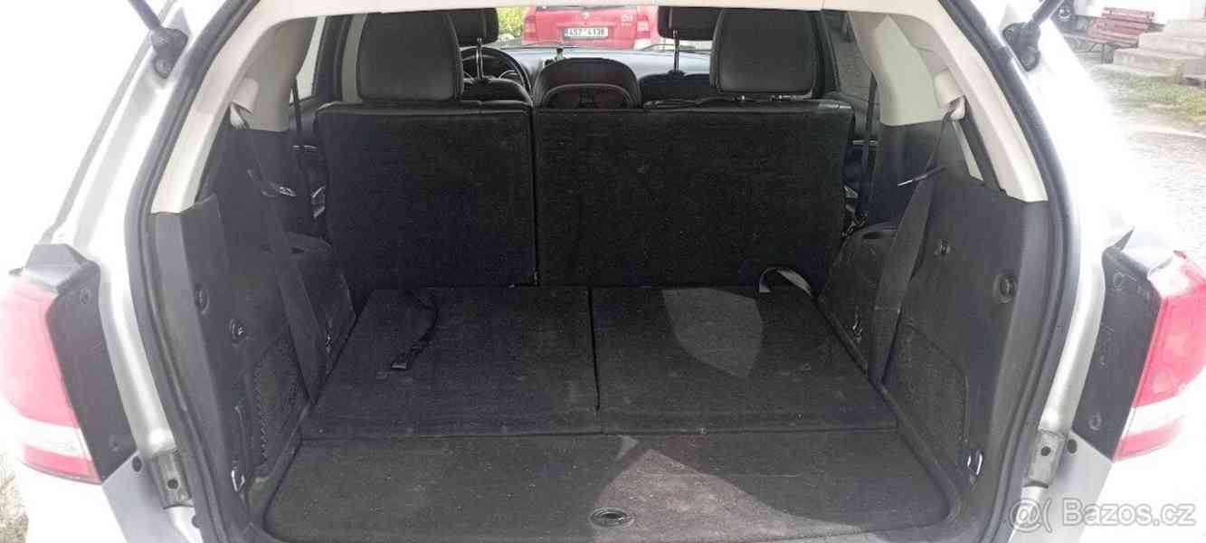 Fiat Freemont 2,0   125kw 4x4 - foto 7