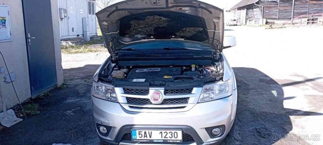 Fiat Freemont 2,0   125kw 4x4 - foto 14