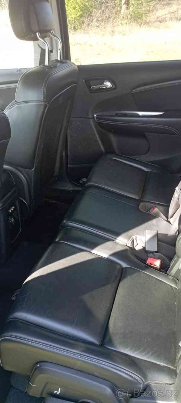 Fiat Freemont 2,0   125kw 4x4 - foto 18