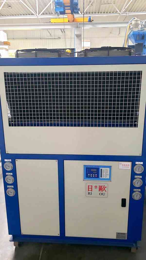  Vstřikovací stroj FCS SD-600 M - foto 5