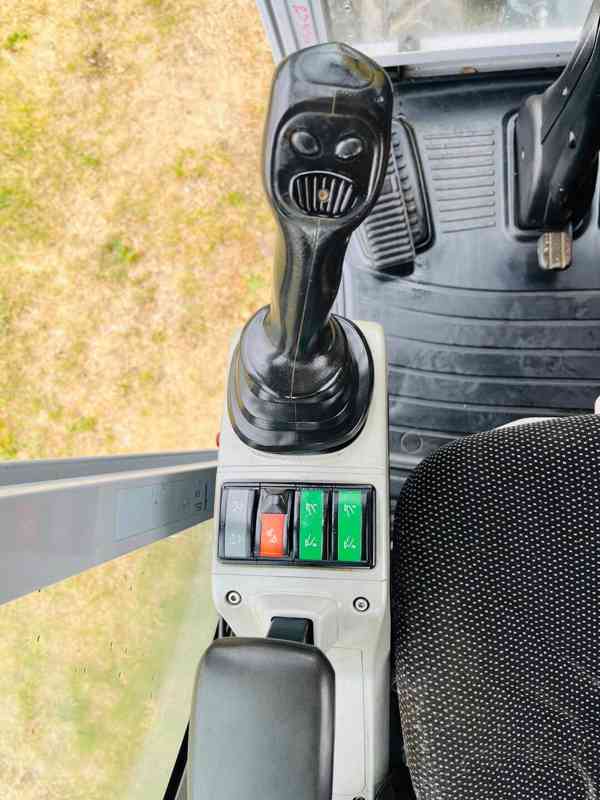 Kolové rypadlo Wacker Neuson EW100 (Možnost leasingu) - foto 10