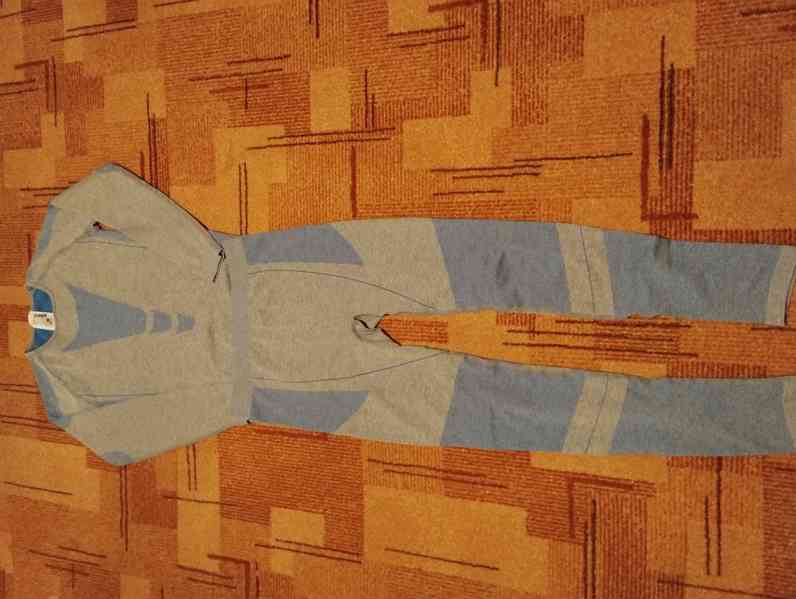 Prodej lyžařských kompletů ( bunda, kalhoty). - foto 4