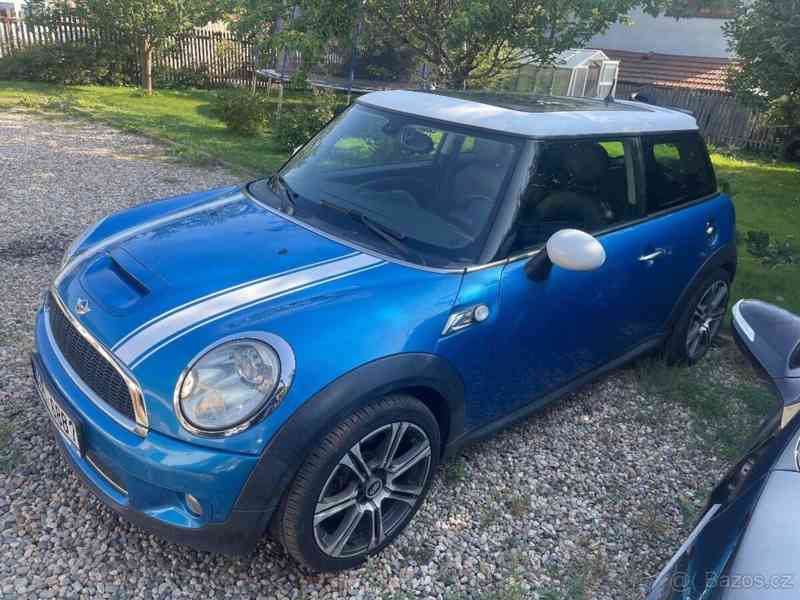 Mini Cooper S 1,6   TURBO 128kw (R56)2006 panorama - foto 9