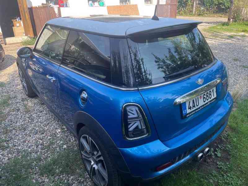 Mini Cooper S 1,6   TURBO 128kw (R56)2006 panorama - foto 15