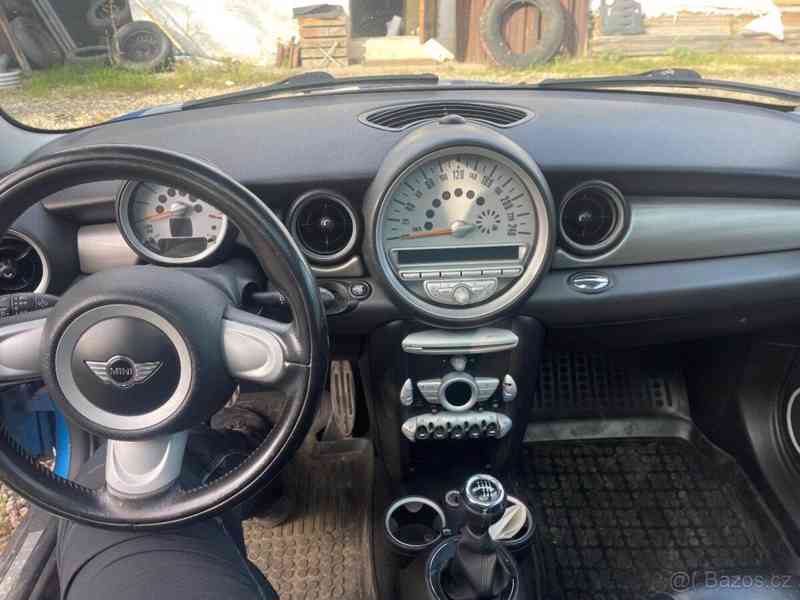 Mini Cooper S 1,6   TURBO 128kw (R56)2006 panorama - foto 13