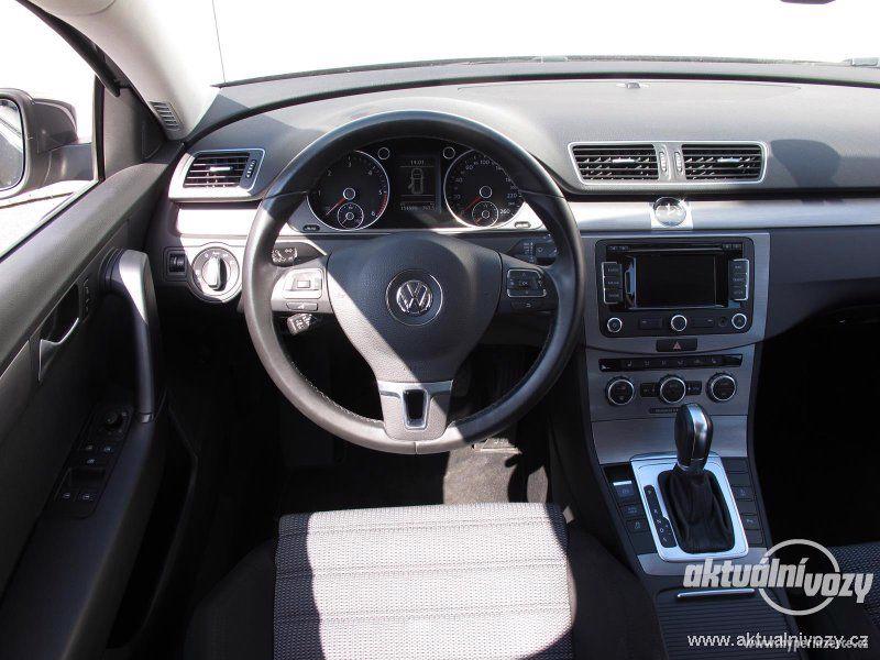 Volkswagen Passat 2.0, nafta, r.v. 2014 - foto 5