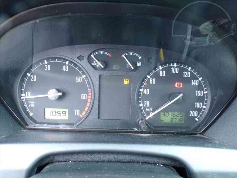 Škoda Fabia 1,4 MPi - foto 6