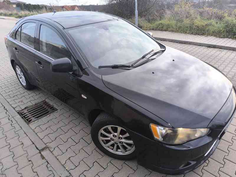 Mitsubishi Lancer Sportback 1.6 MIVEC Invite - foto 3