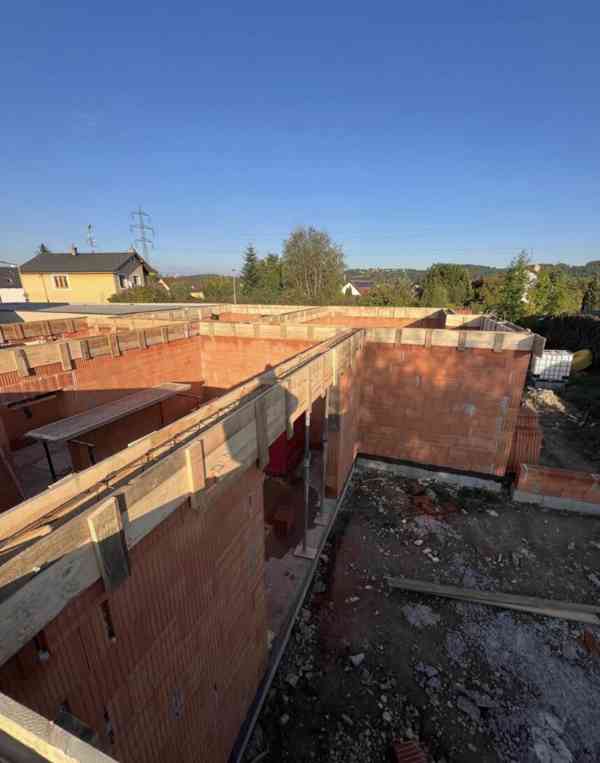 Bednění na šalování věnce - foto 2