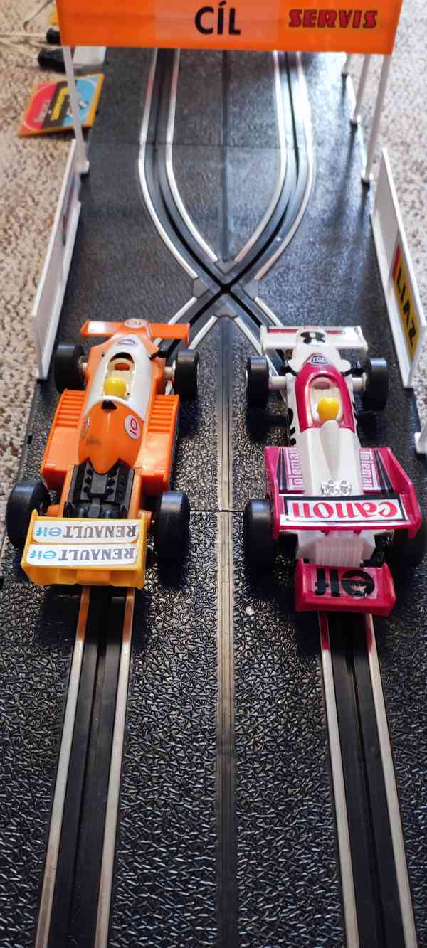 Autodráha Ites z 90. let Toleman a Renault - foto 6