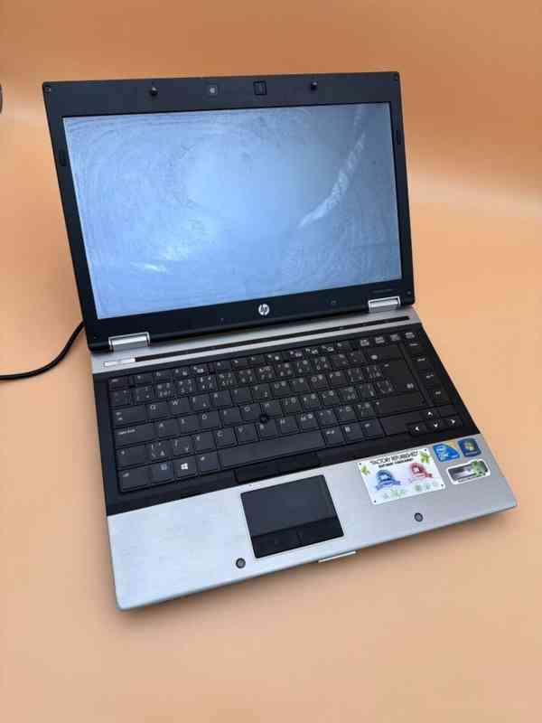 Predám notebook vhodný na opravu alebo doskladanie HP 8440p. - foto 2
