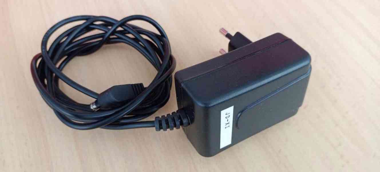 Syntezátor Roland JD-Xi minimálně nepoužívaný - bazar - Hyperinzerce.cz