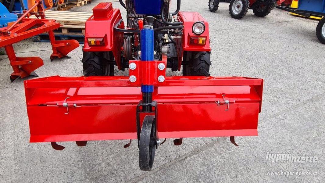 Traktor Baisan 18 CP + fréza + zástrčka - foto 6