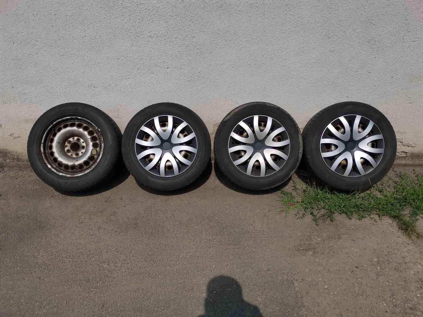 Plechové disky 16" 7,5Jx16H2 ET42 5X112 +zimní 225 55 16 - foto 1