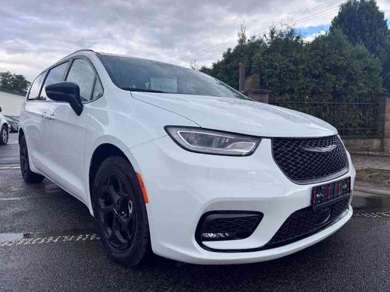 Chrysler Pacifica 3,6 Hybrid RU Radar S type 2022 - foto 7