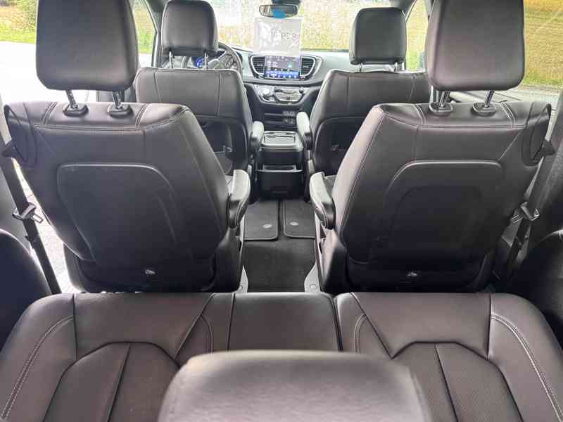 Chrysler Pacifica 3,6 Hybrid RU Radar S type 2022 - foto 10