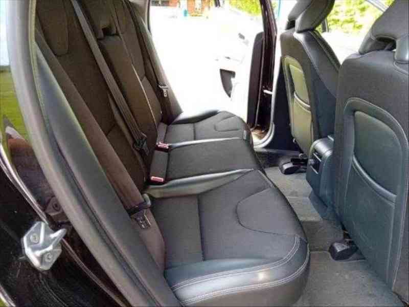 Volvo XC60 4 wd - foto 4