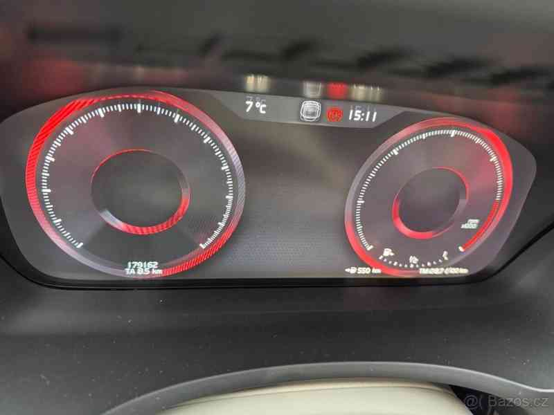 Volvo XC90 2018 - foto 10